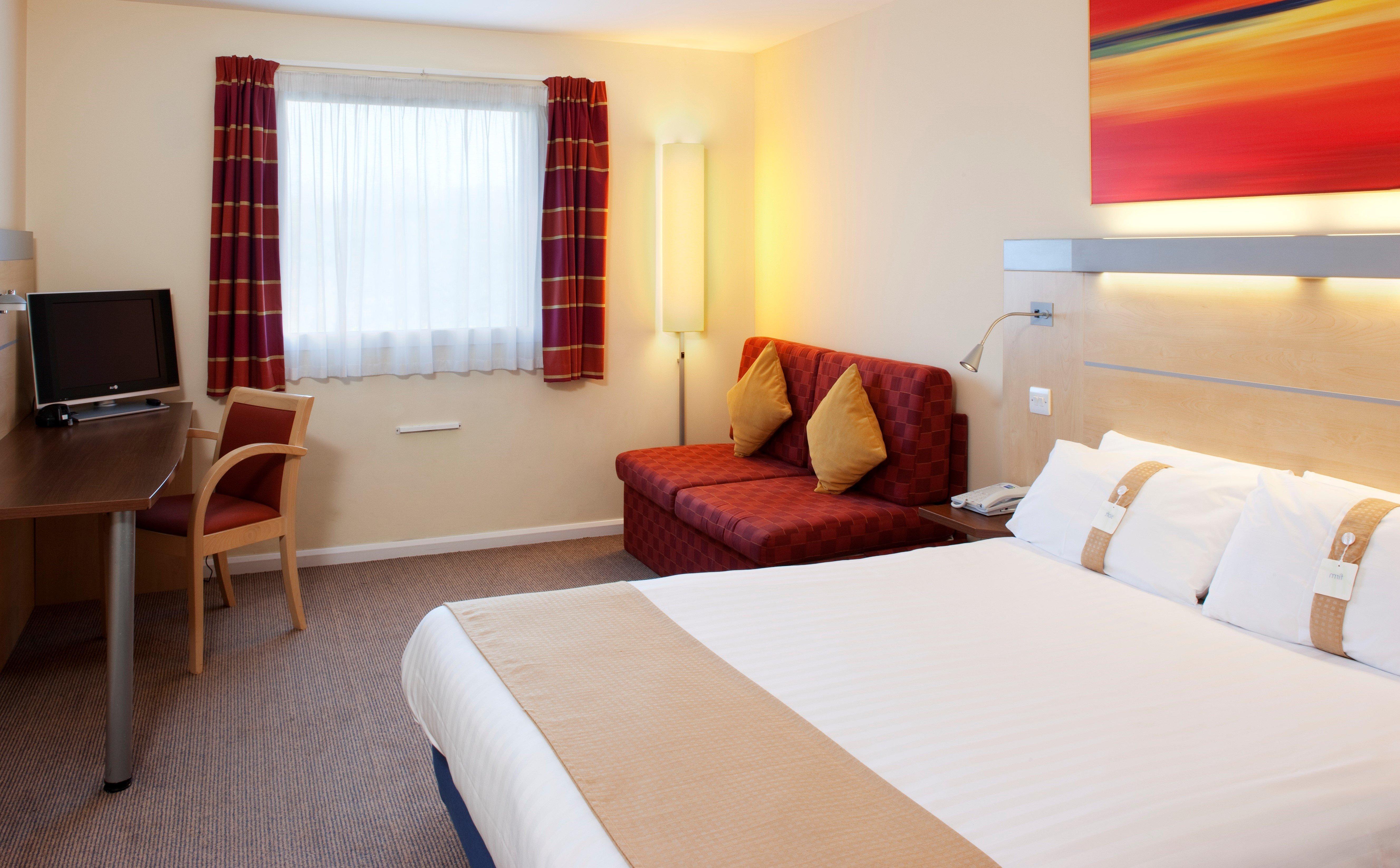 Holiday Inn Express Cardiff Airport, An Ihg Hotel Esterno foto